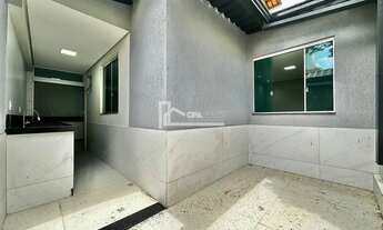 Imagem 2: Casa à Venda no bairro Santa Mônica, 3 Quartos, 1 Vaga, Linear e toda reformada