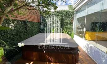 Imagem 6: Casa de Luxo à Venda em Tamboré, Santana de Parnaíba-SP: 5 quartos, 3 suítes, 2 salas, 3 b