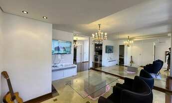 Imagem 7: Apartamento mobiliado com 120m de 3 quartos, uma suíte e duas vagas no Centro de Florianóp