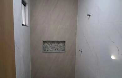 Imagem 5: CASA NOVA 3 QUARTOS SENDO 01 SUÍTE PORCELANATO ILUMINAÇÃO VARANDA GOURMET PISCINA AQUECIDA