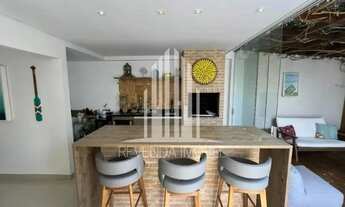 Imagem 2: Casa de Luxo à Venda em Tamboré, Santana de Parnaíba-SP: 5 quartos, 3 suítes, 2 salas, 3 b