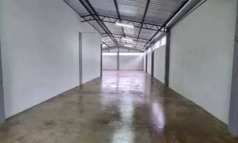 Imagem 4: Barracão/Galpão para alugar por R$ 2700.00, 200.00 m2 - VILA NOSSA SENHORA DA APA - APUCAR