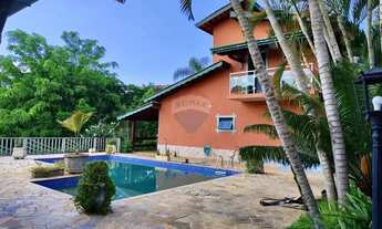 Imagem 5: Chácara a venda em excelente localização com 3 dormitórios, sendo 1 suíte, piscina, área d