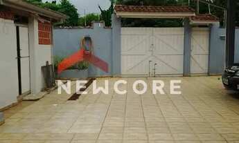 Imagem 2: Casa em Avenida do Canal - Martim de Sá - Caraguatatuba/SP