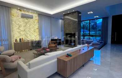 Imagem 4: Mansão mobiliada no Condomínio Chácara Flora, em Itapema