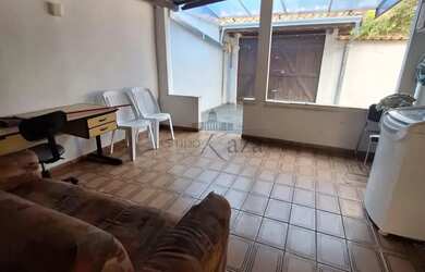 Imagem 5: Oportunidade - Casa - Jardim Estoril - 3 Dormitórios - 183m²