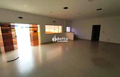 Imagem 5: Imóvel comercial disponível para locação no bairro Umuarama em Uberlândia-MG