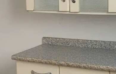 Imagem 2: CASA COM TRES QUARTOS SALA DOIS AMBIENTES CONZINHA MONTADO EM ARMÁRIO COM DOIS AMBIENTES