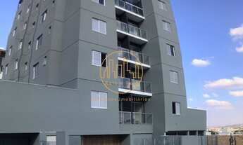 Imagem 2: Lindo Apartamento com 65m² 2Q, com suíte, bairro Cabral. Veja!