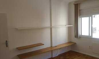 Imagem 2: COPACABANA - Apartamento com 2 quartos sendo 1 suíte