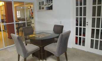 Imagem 1: Casa de 334 metros quadrados no bairro Camboinhas com 5 quartos