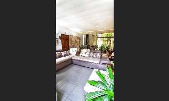 Imagem 7: Lindo Sobrado com 190m² construidos com 3 dormitórios, 1 suíte com banheira, área de luz à