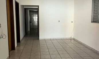 Imagem 3: Casa e Barracão Festa de Trindade