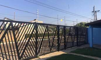 Imagem 4: Casa para aluguel e venda possui 180m2, com 3 dormitórios sendo 1 suíte