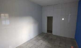 Imagem 6: CASA CONSERVADA COM 01 DORMITÓRIO, SALA, COZINHA AZULEJADA, BANHEIRO, ÁREA DE SERVIÇO E QU