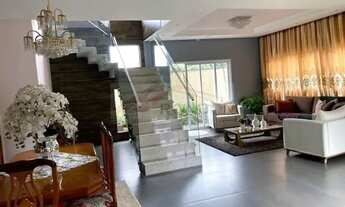 Imagem 6: SOBRADO À VENDA EM CUMBICA - 250M² - 3 DORMITÓRIOS - 2 SUÍTES - 4 VAGAS - QUINTAL - CHURRA