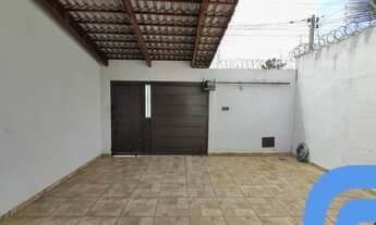 Imagem 3: Uma excelente casa com 89 m² de 03 quartos sendo 01 suíte e garagem, no Setor Três Marias