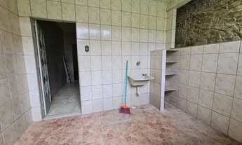 Imagem 4: Casa para locação com 3 quartos e quintal no Centro de São João de Meriti, RJ