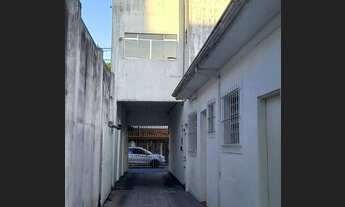 Imagem: Sobrado para aluguel tem 450 metros quadrados