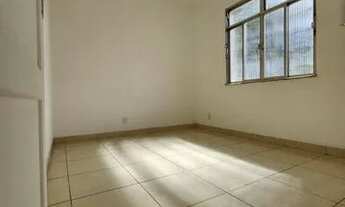 Imagem 4: Vaz Lobo: Alugo apartamento amplo 2 qtos" R$ 750,00