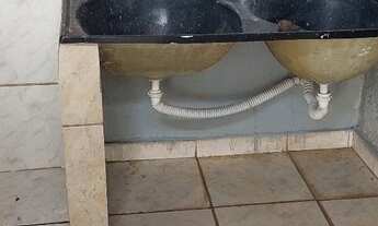 Imagem 5: Aluga-se casa no FUNDO