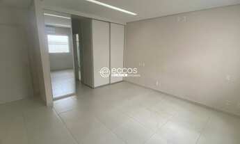 Imagem 5: Casa com 4 quartos para alugar no bairro Jardim Karaíba