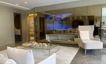 Imagem 7: Apartamento para venda possui 253 metros quadrados com 4 quartos em Moema - São Paulo - SP