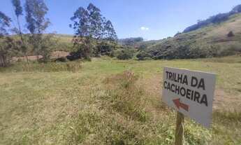 Imagem 7: Chácara em área privilegiada