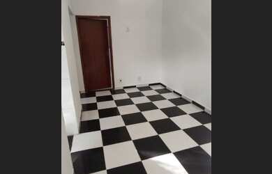 Imagem 3: Apartamento para Venda em Praia Grande, Guilhermina, 2 dormitórios, 1 suíte, 1 banheiro, 1