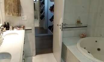 Imagem 7: Apartamento para venda tem 220 metros quadrados com 4 quartos