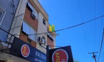 Imagem 2: Apartamento com 2 Dormitorio(s) localizado(a) no bairro Passo da Areia em Porto Alegre