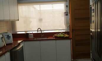 Imagem 2: Linda Casa Com uma localização Privilegiada, Acabemos de primeira linha