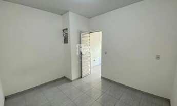 Imagem 4: ALUGO EXCELENTE KIT NET COM LOCALIZAÇÃO PRIVILEGIADA COM PREÇO DE OPORTUNIDADE UNICA, APRO