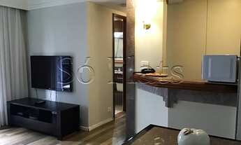 Imagem 2: Flat com 1 dormitório próximo da Avenida Faria Lima com quarto, sala, cozinha e banheiro