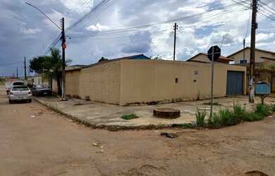 Imagem 4: Vendo imóvel com 02 casas de 03 quartos cada