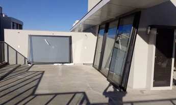 Imagem 5: Trabalho com esquadria de alumínio faso. estala¢ao ir manutenção