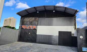 Imagem 2: Galpão com 416m2 próximo Av. Washington Soares no Luciano Cavalcante