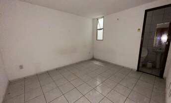 Imagem 4: Kitnet com 1 dormitório e água inclusa no bairro Damas