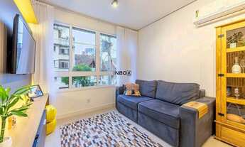 Imagem 2: Apartamento Semimobiliado de 2 Dormitórios com Suíte e Vaga