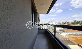 Imagem 4: Apartamento para aluguel, 3 quartos, 1 suíte, 1 vaga, Santa Mônica - Uberlândia/MG