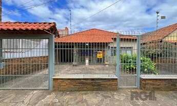 Imagem: Casa em Porto Alegre, no bairro Guarujá