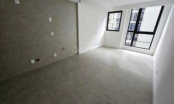 Imagem: Estúdio de 31m² na Trindade