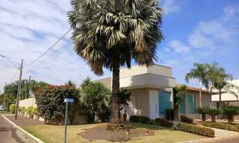 Imagem 2: Linda casa com 3 suítes à venda no condomínio Alto dos Ipês em Três Lagoas - MS