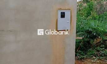 Imagem 4: Casa à venda em Montes Claros (Guarujá) - 2 quartos, 1 suíte, quintal