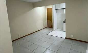 Imagem 2: Apartamento com 2 quartos à venda em Vista Alegre - RJ