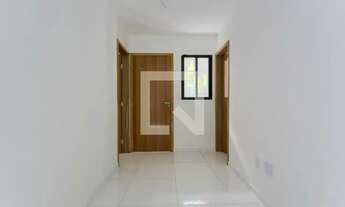 Imagem 2: Apartamento à Venda - Ponte Rasa, 2 Quartos, 32 m2