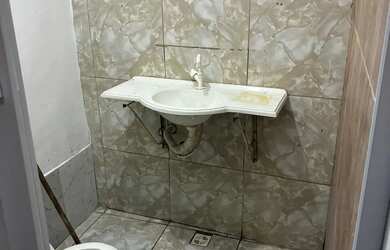 Imagem: ALUGO E PASSO PONTO - LOJA EM VILA VALQUEIRE