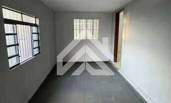 Imagem 2: Casa com 2 Dormitórios no Jardim Cherveson, Rio Claro