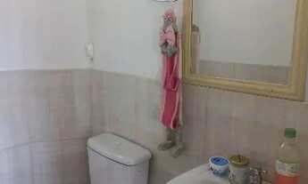 Imagem 5: Casa em Porto Alegre, no bairro Guarujá, com 2 dormitório(s), e 2 banheiros, à v