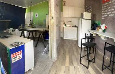 Imagem 3: Vendo casa no coroado 2 andar na principal . Pode ser comércio